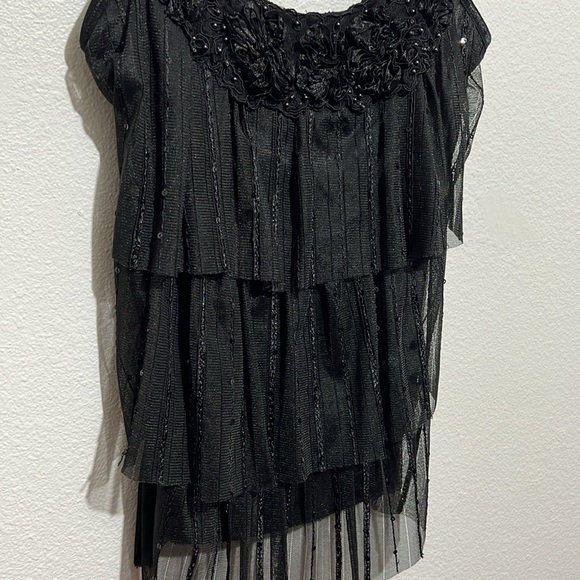 Top - Picture 3 of 5